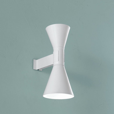 le corbusier wall light